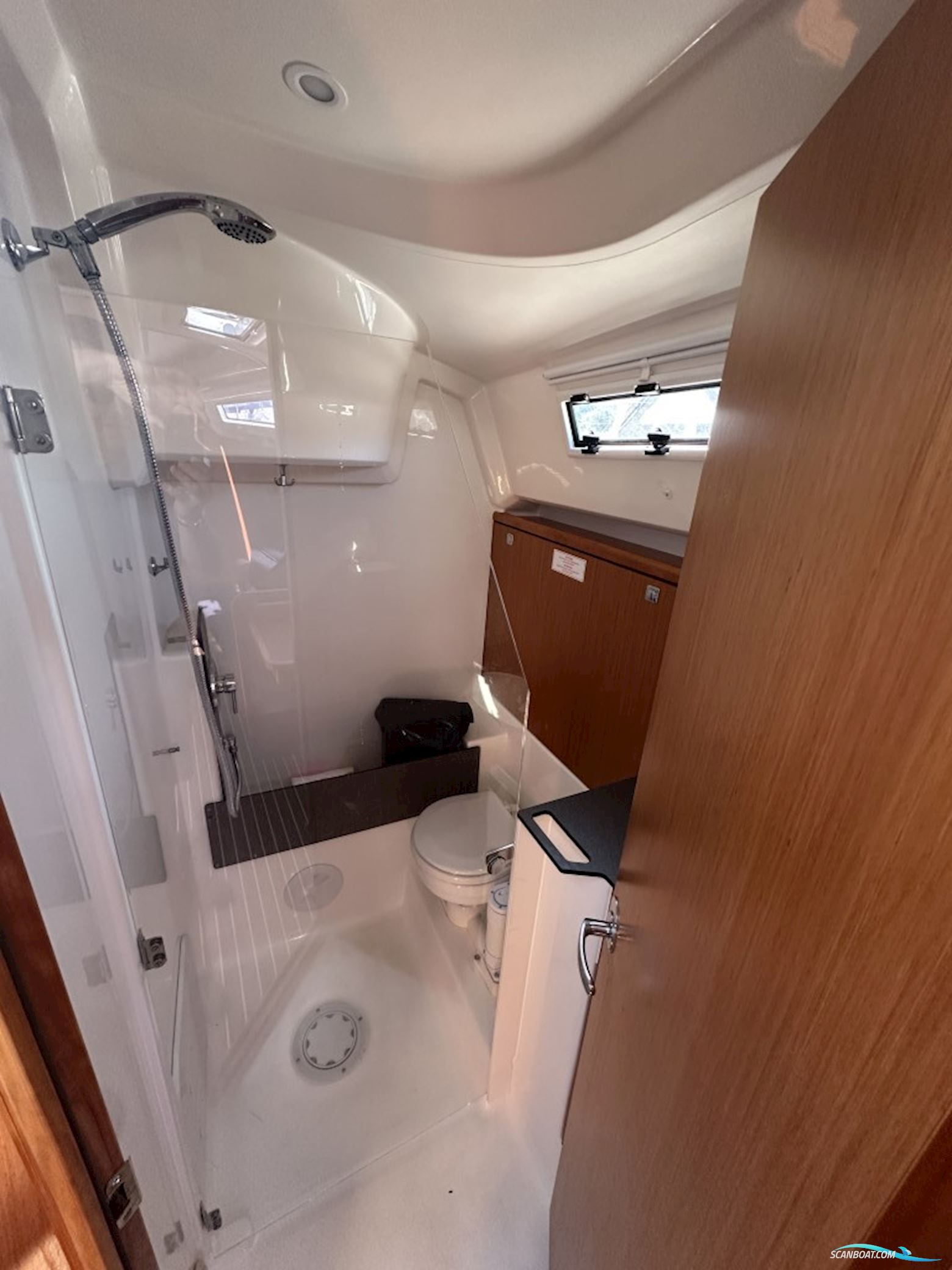 Bavaria Cruiser 37