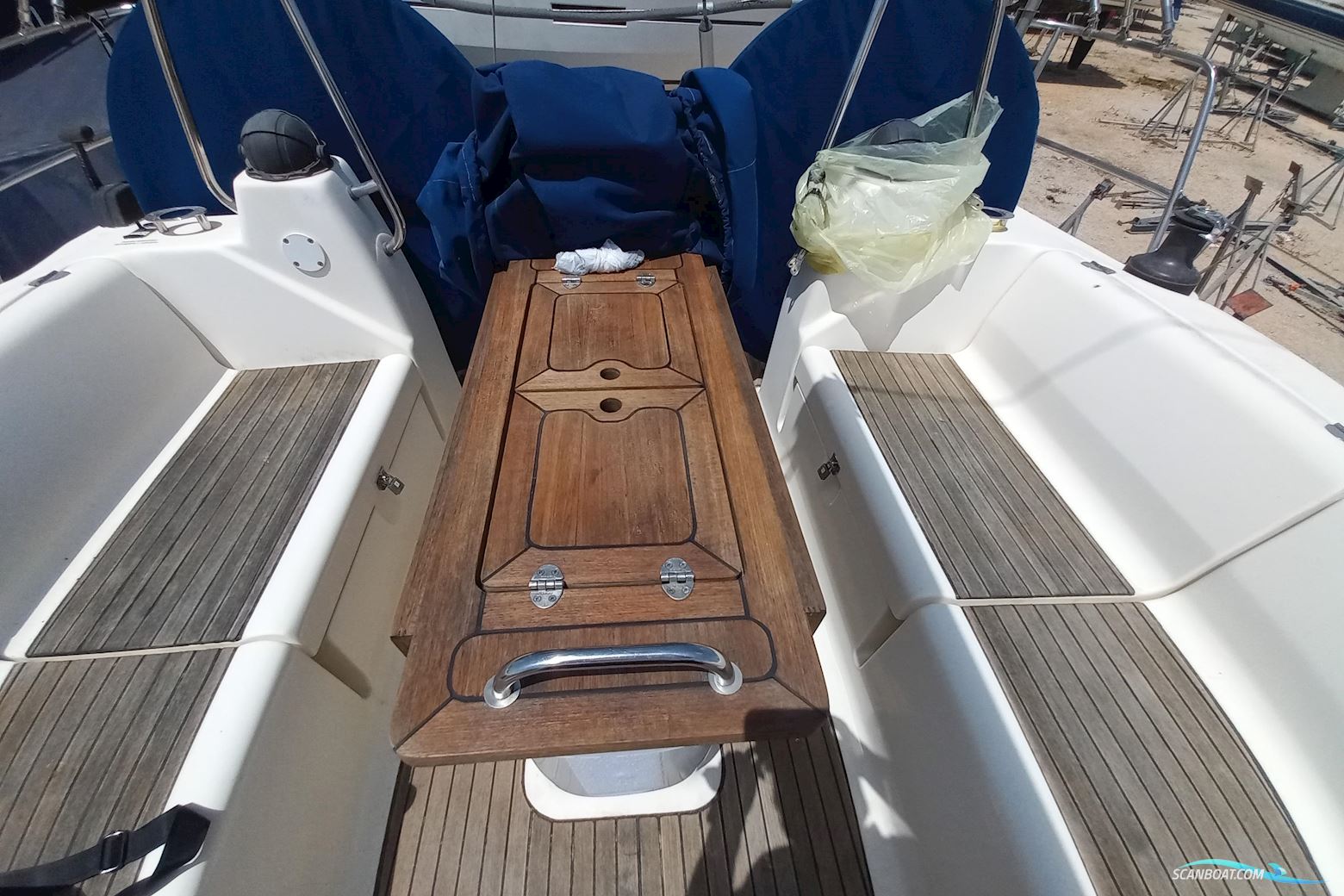 Bavaria Cruiser 42
