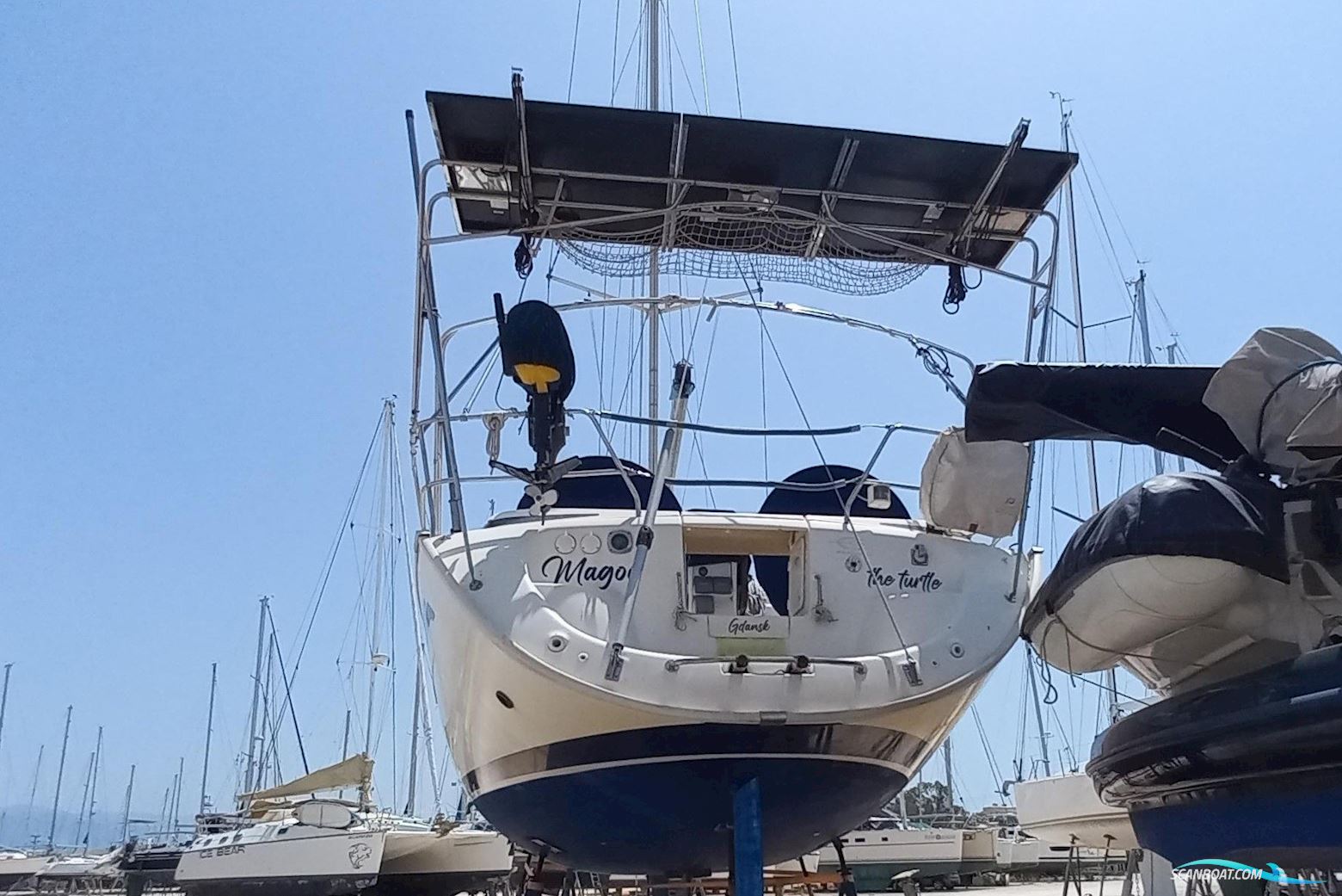 Bavaria Cruiser 42