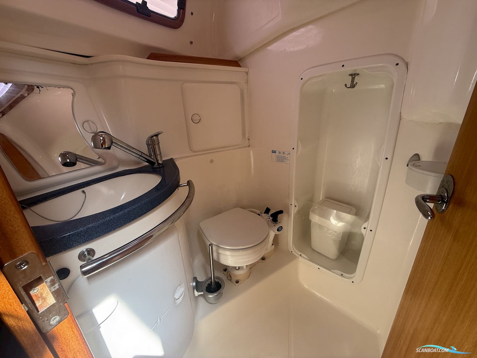 Bavaria Yachts 37 Cruiser - Cruiser 37