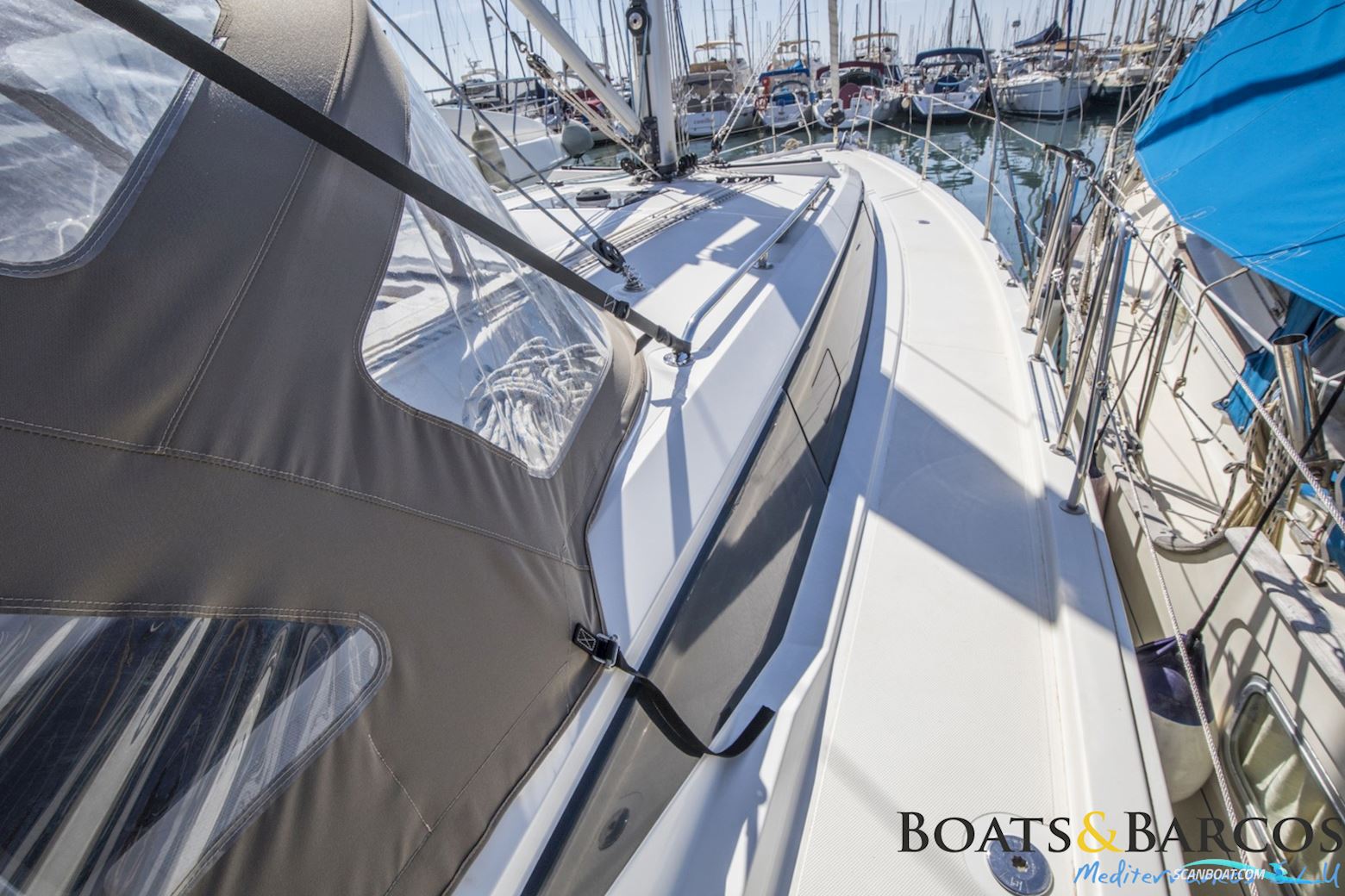 BAVARIA YACHTS C42
