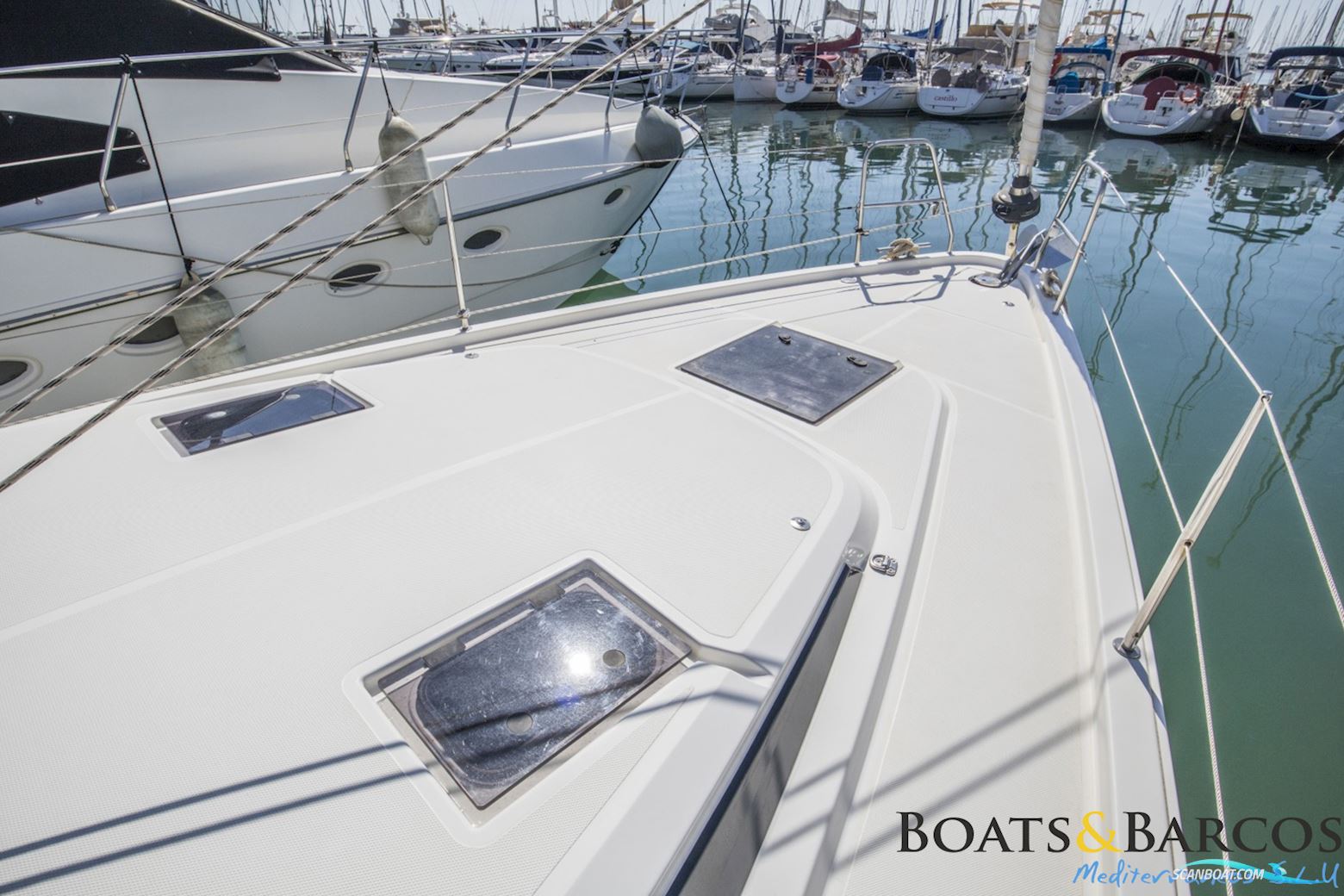 BAVARIA YACHTS C42