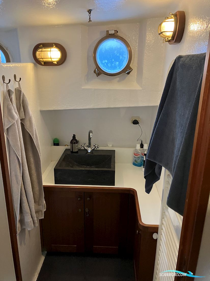 Bekebrede Ocean Sailing Ship / Trade-in Considered