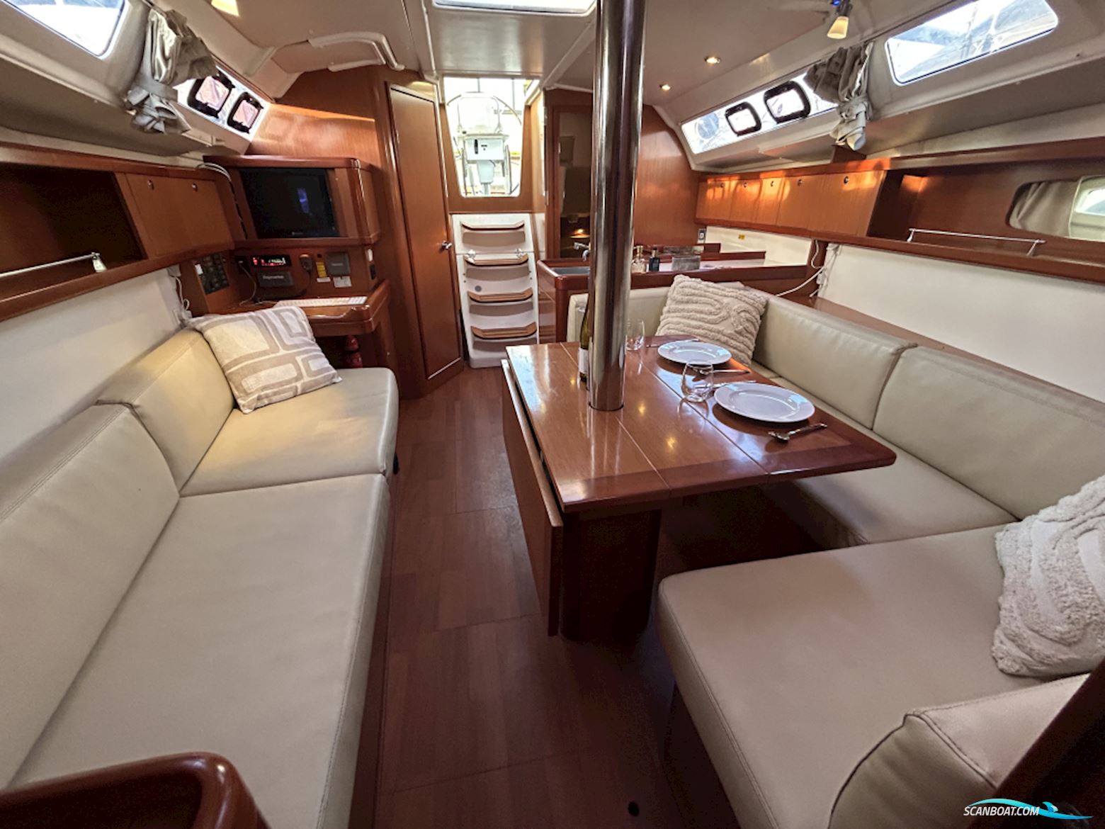 Beneteau  Oceanis 37