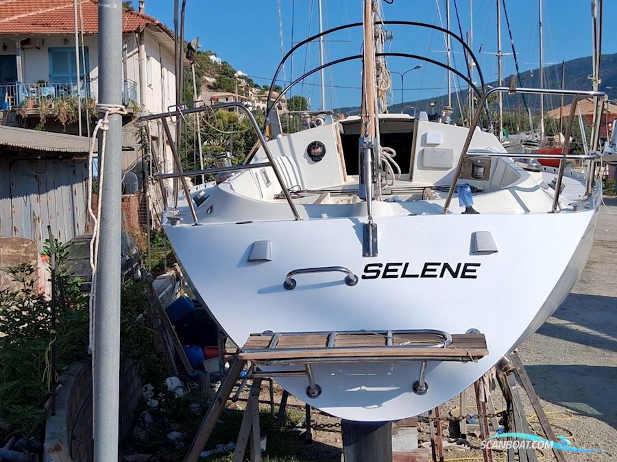 Beneteau 34.5 First