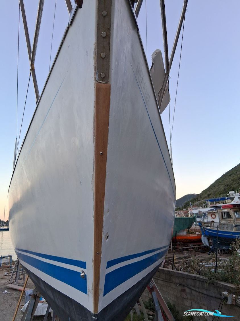 Beneteau 34.5 First