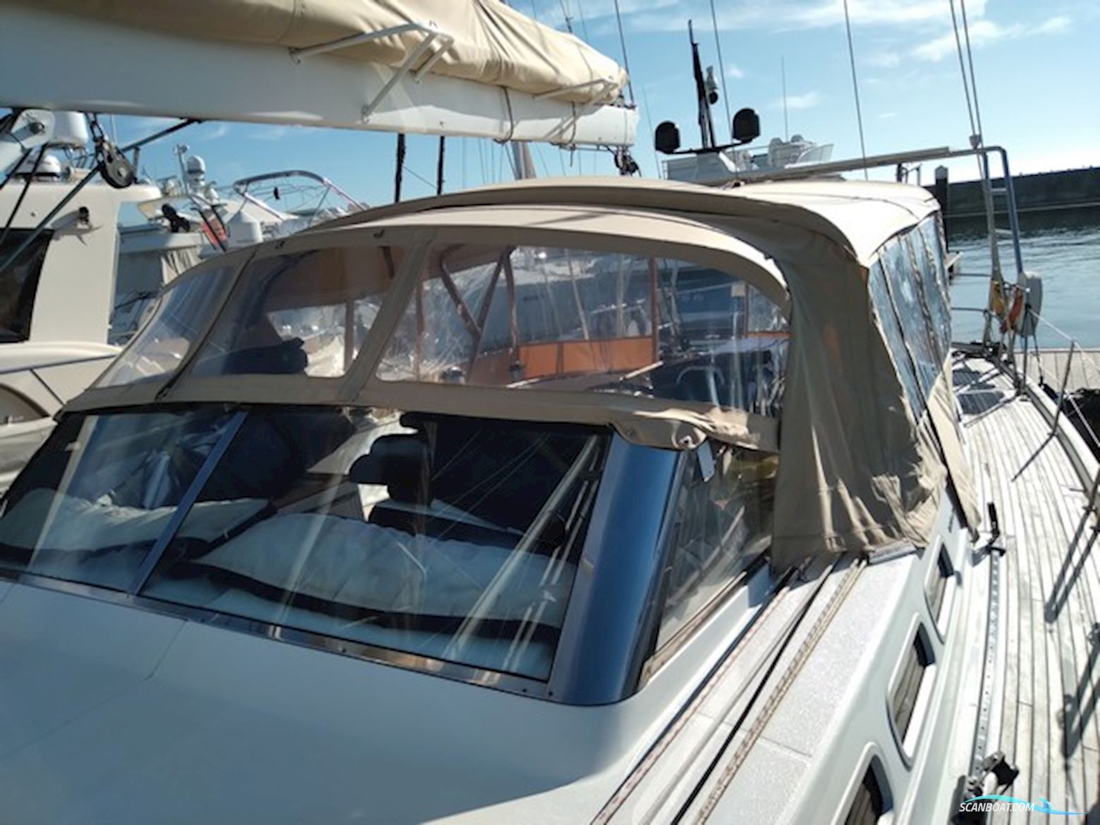 Beneteau 57