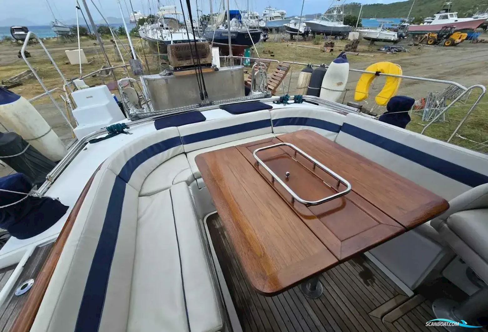 Beneteau 57