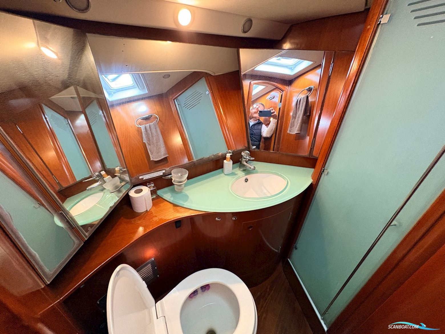 Beneteau 57