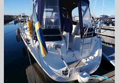 Beneteau Beneteau 373 Segelboot 2004, mit 39 HK motor, Sweden