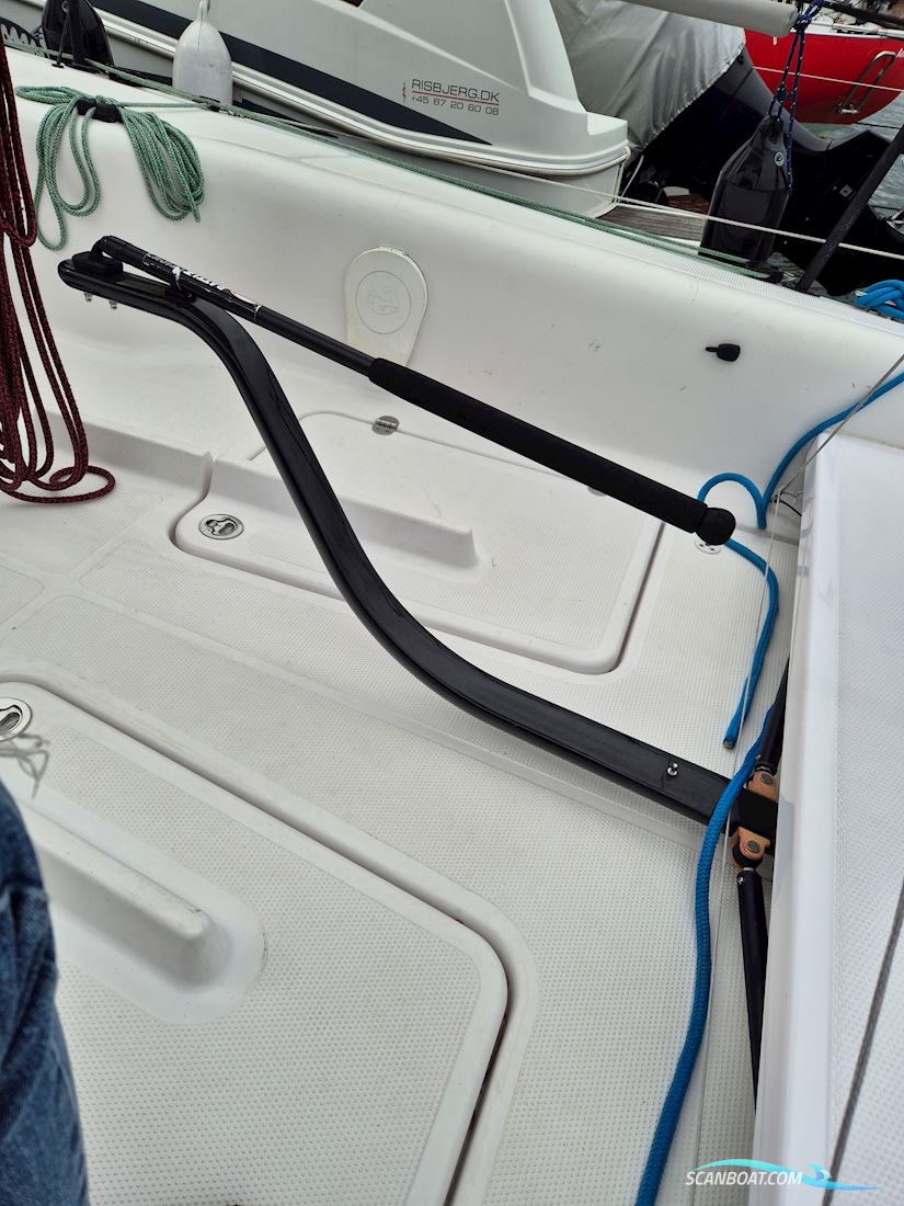 Beneteau First 24 SE - Seascape