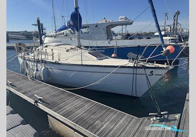 Beneteau First 25 Segelboot 1983, mit Mercury motor, England