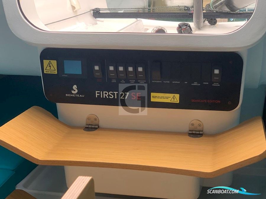 Beneteau First 27 SE