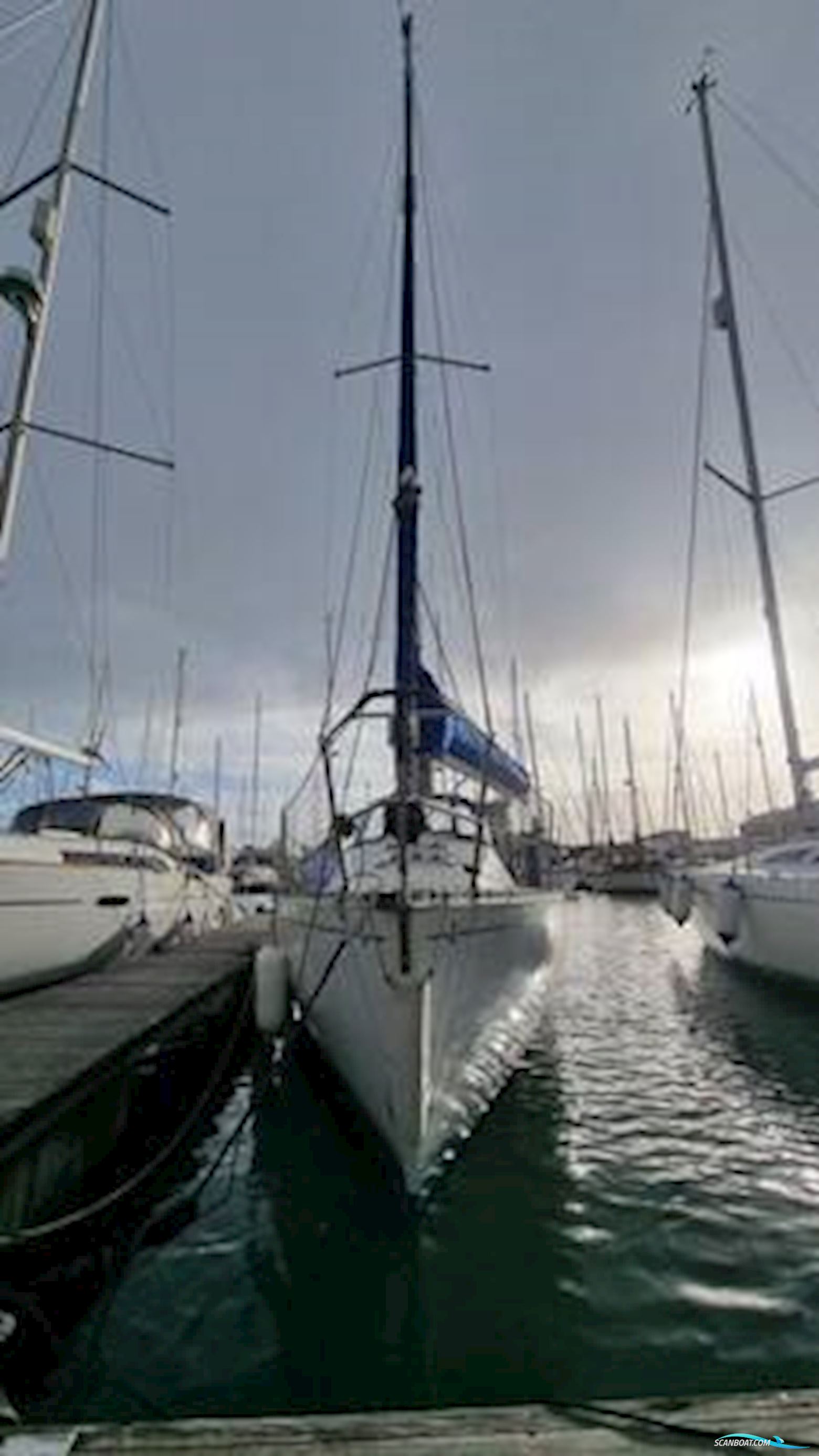 Beneteau First 285