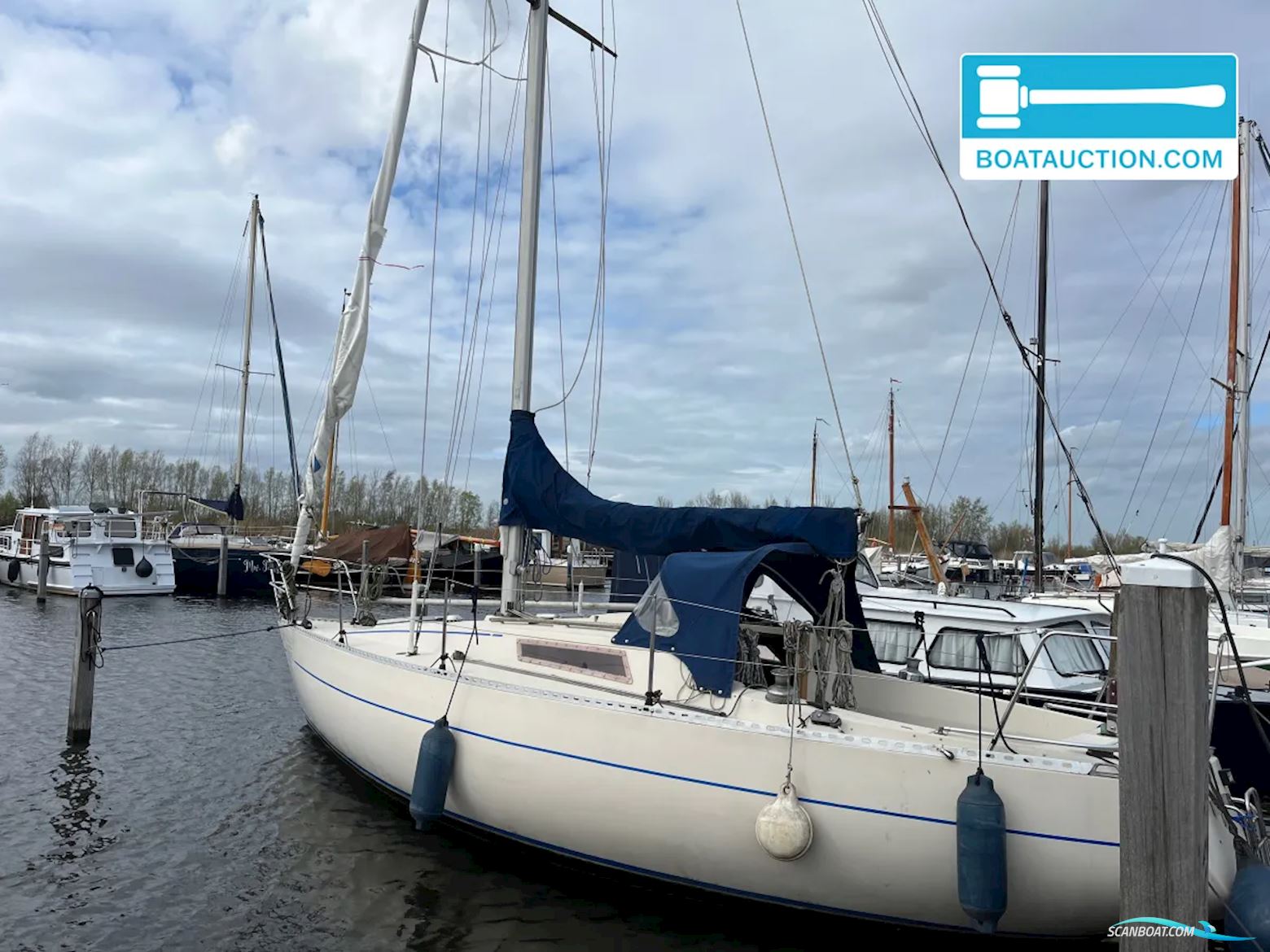 Beneteau First 30