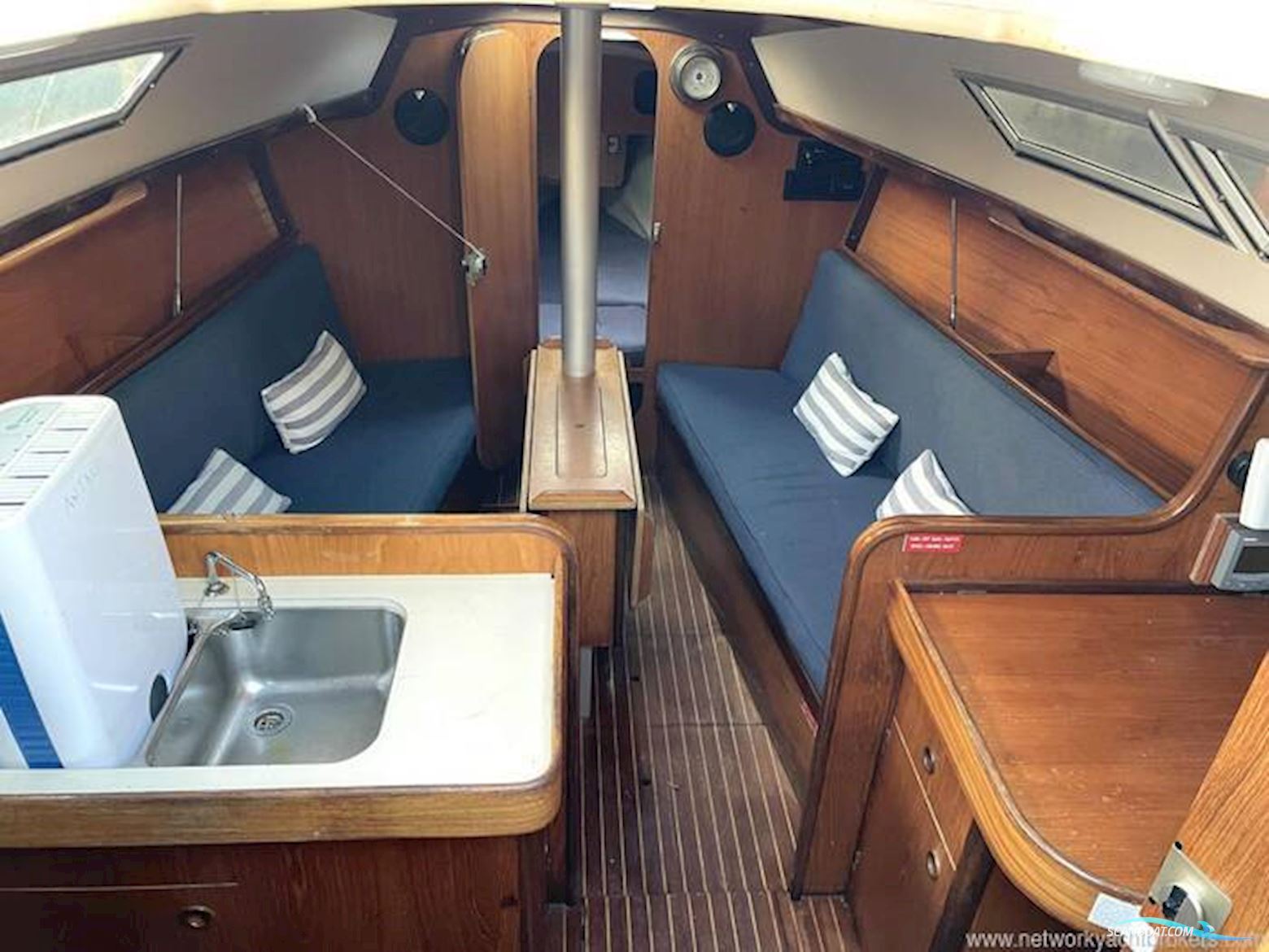 Beneteau First 305