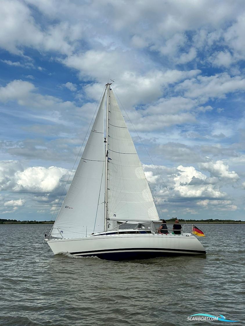 Beneteau First 305 Segelboot 1985, mit Volvo Penta motor, Deutschland