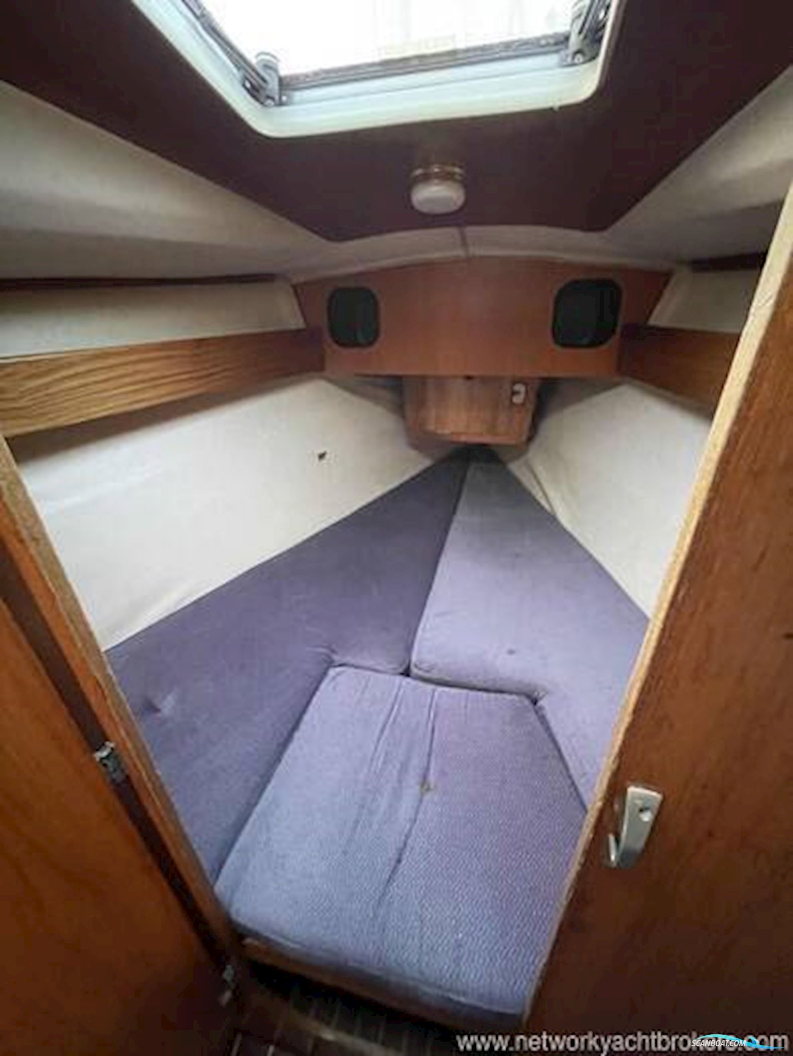 Beneteau First 305