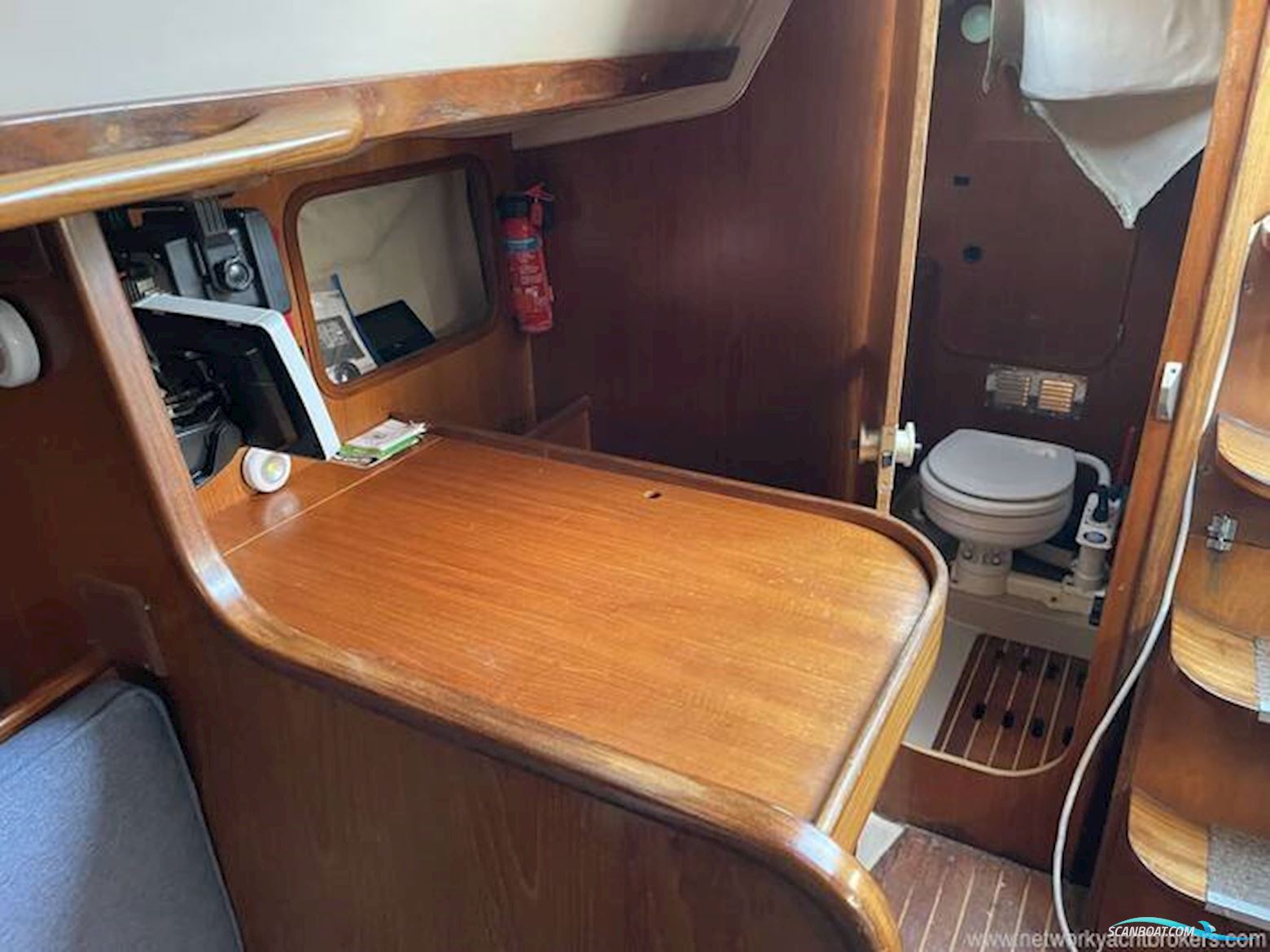 Beneteau First 305