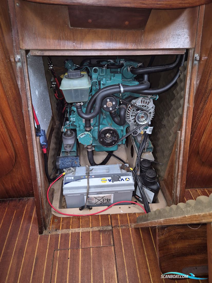 Beneteau First 305