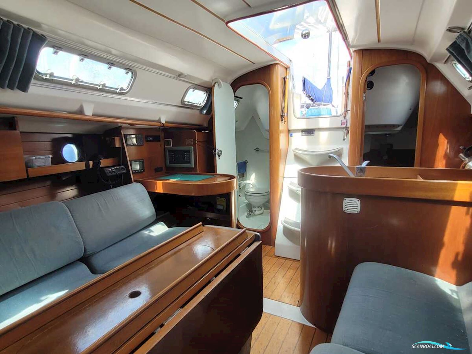 Beneteau First 310