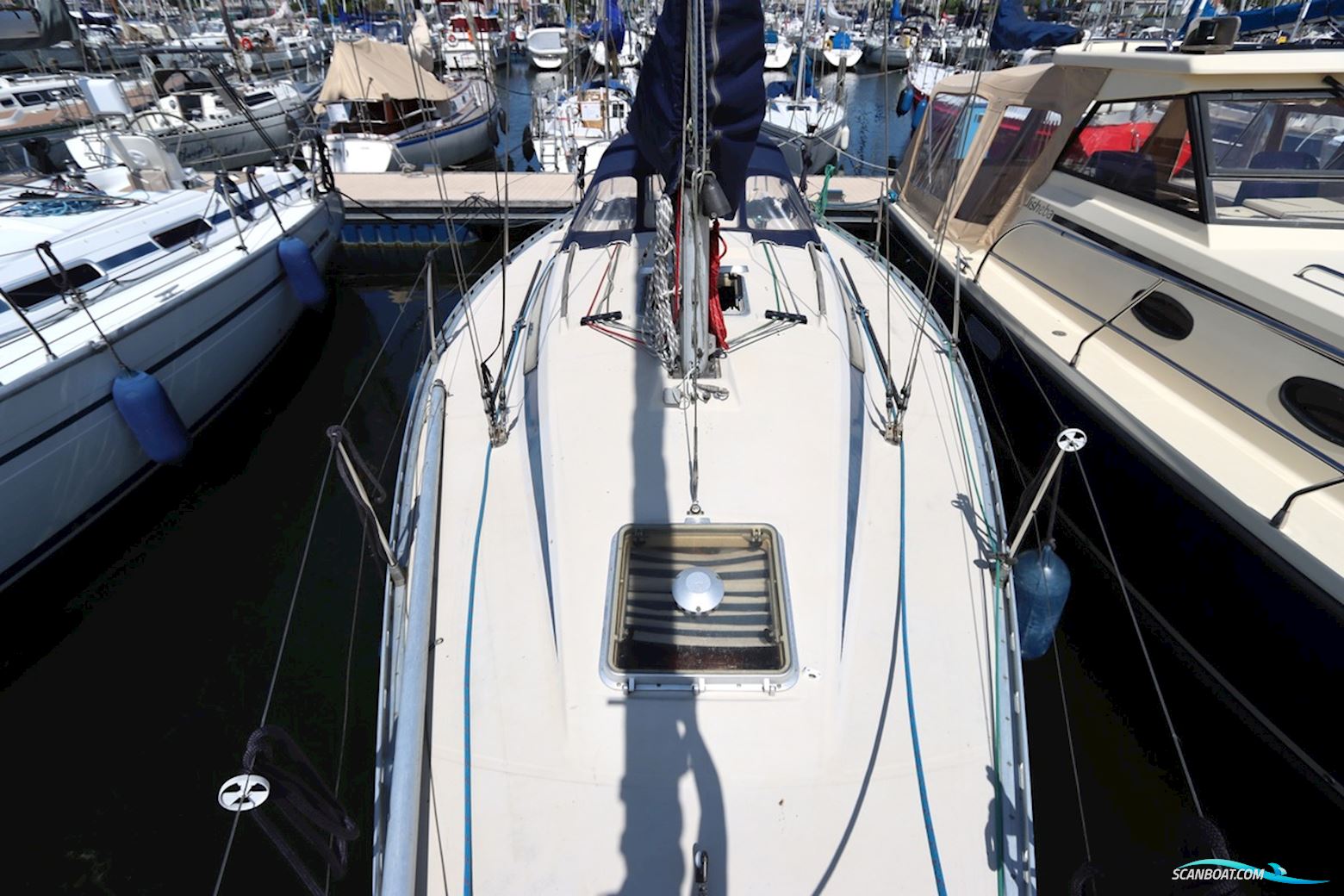 Beneteau First 32