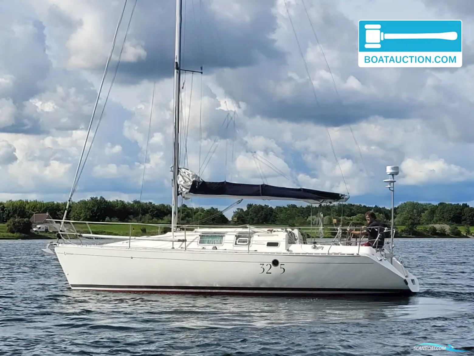 Beneteau First 32s5