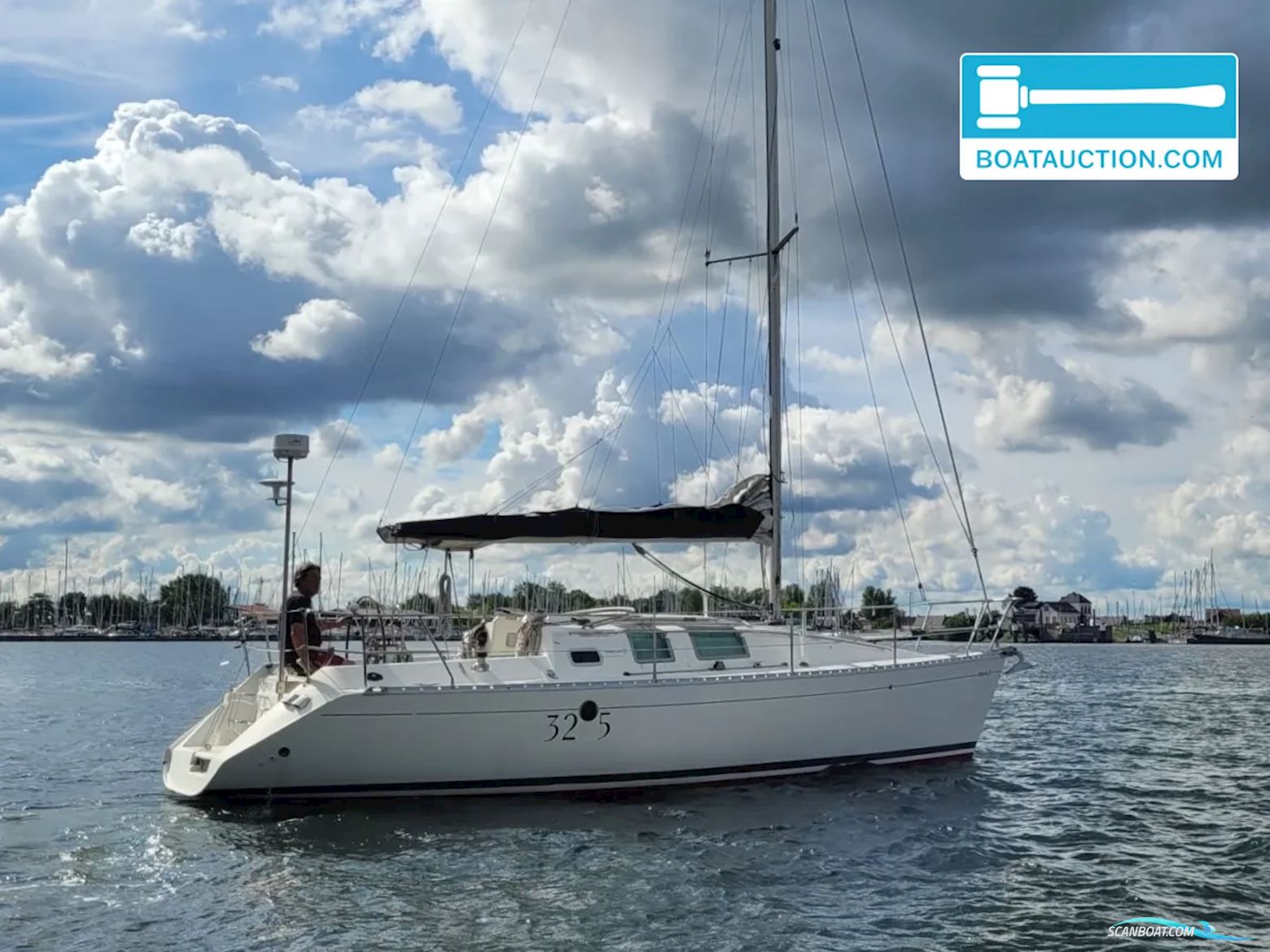 Beneteau First 32s5