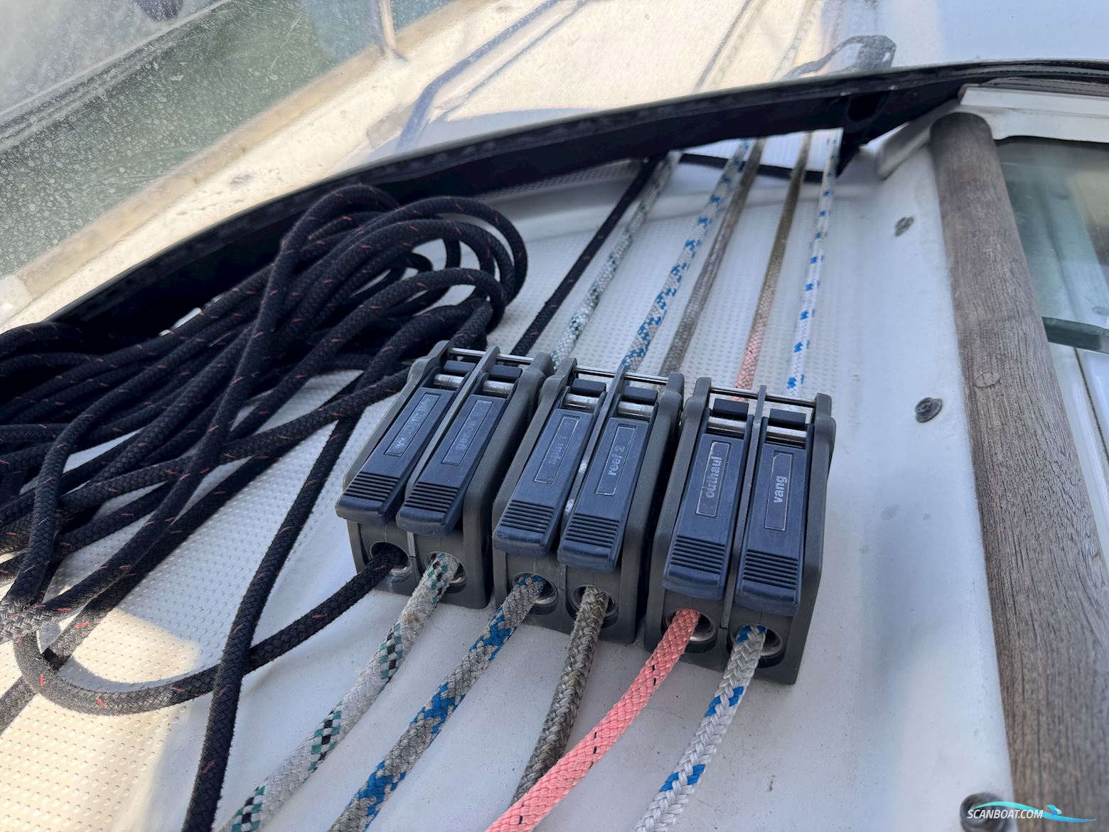 Beneteau First 33.7