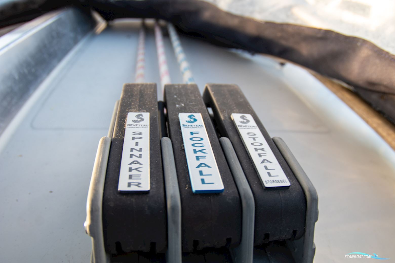 Beneteau First 345