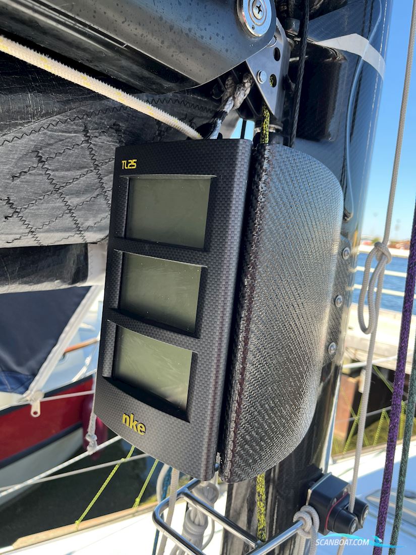 Beneteau First 34.7
