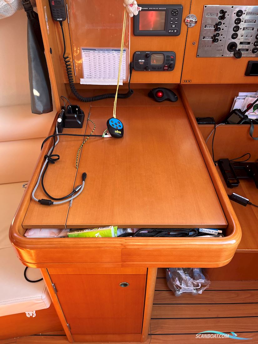 Beneteau First 34.7