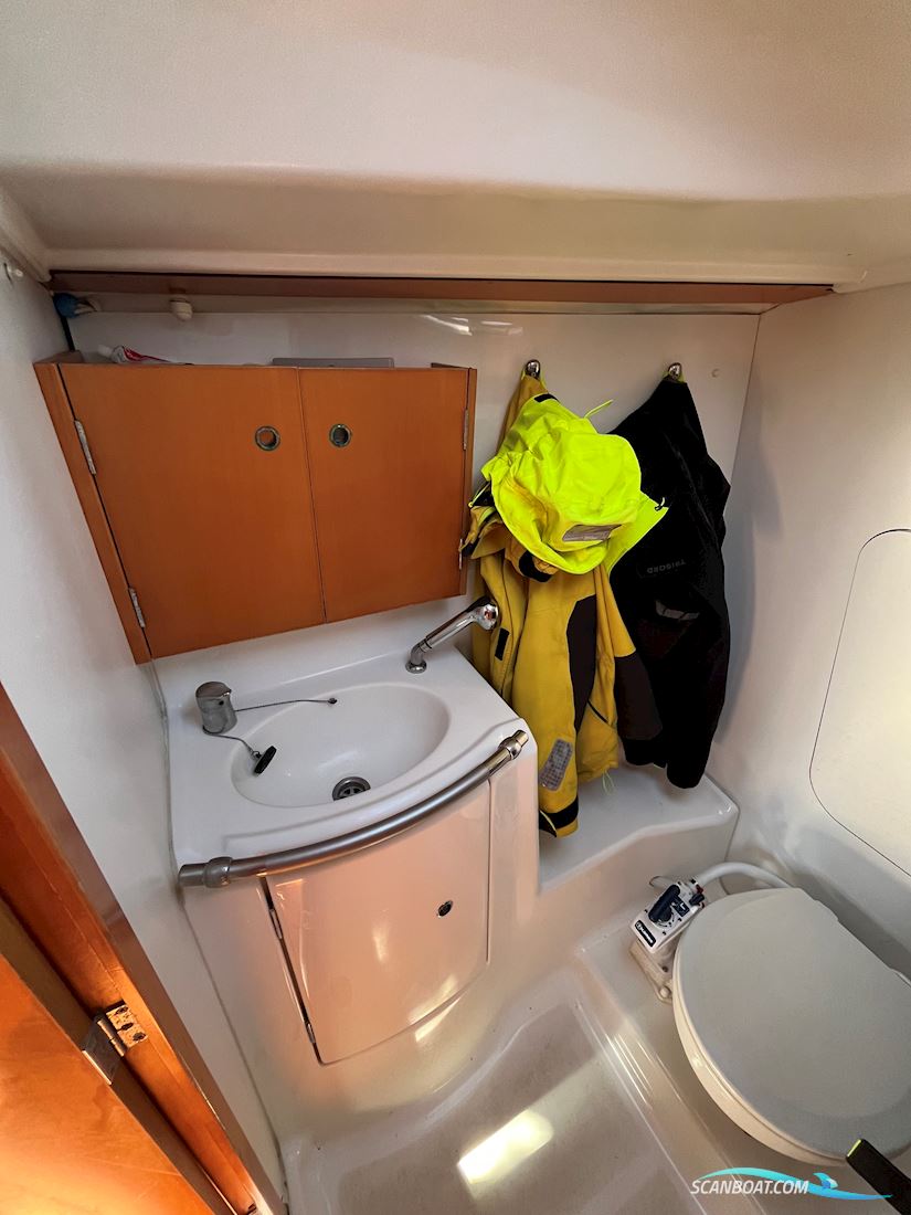 Beneteau First 34.7