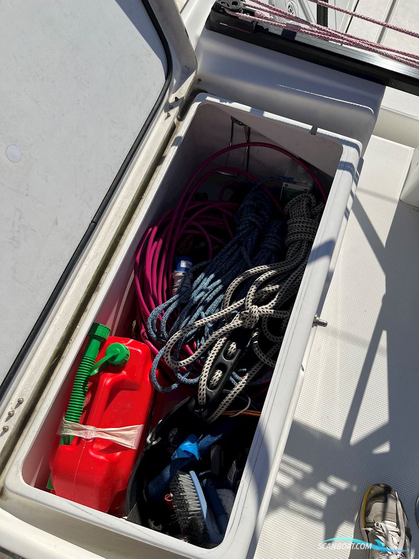 Beneteau First 34.7