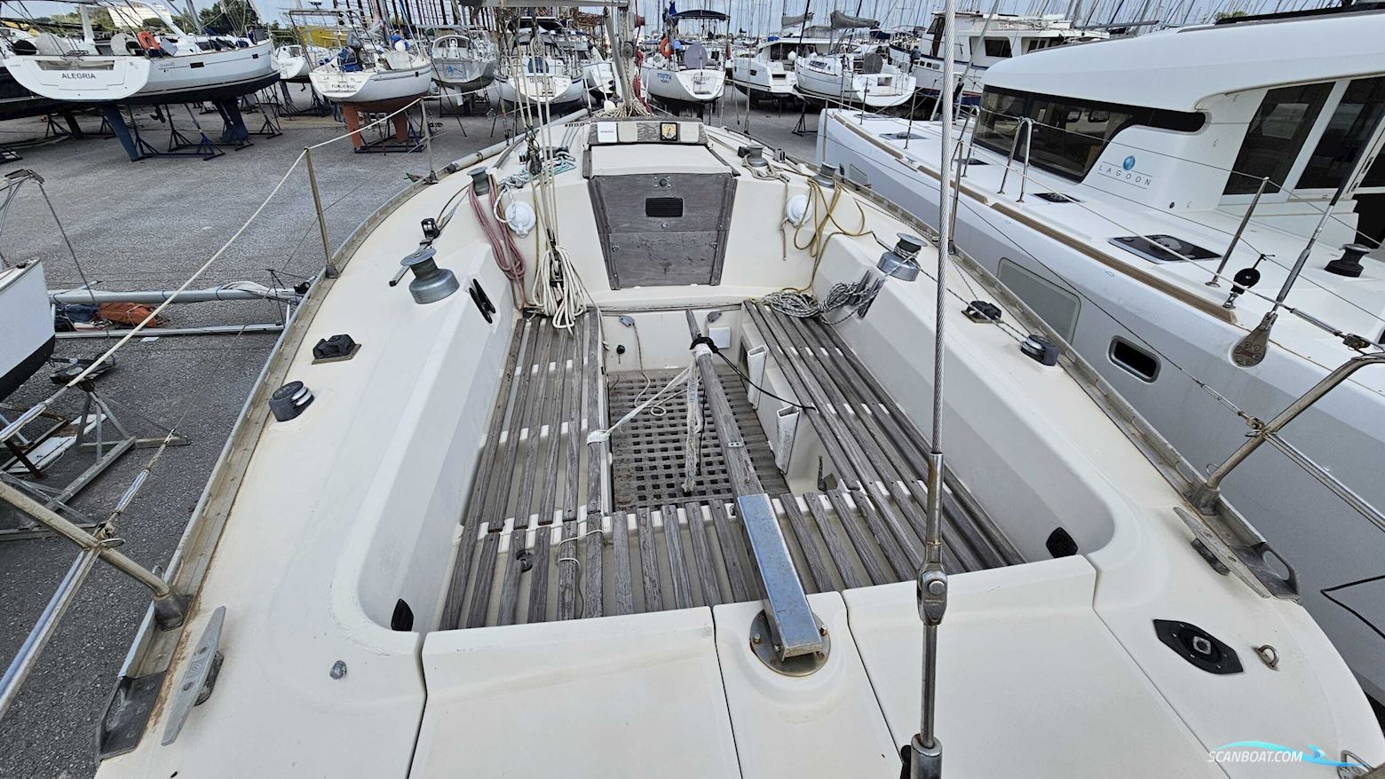 Beneteau First 35