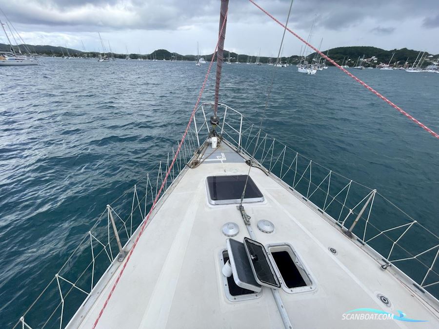 Beneteau First 35