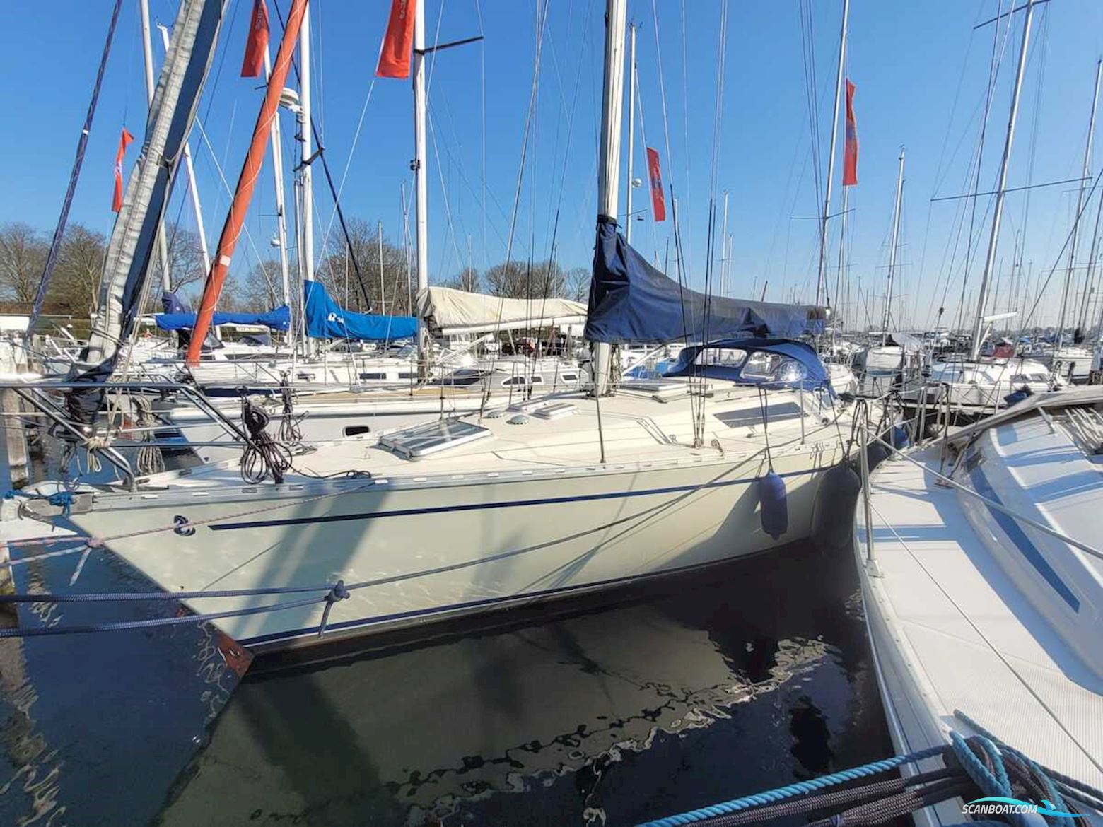 Beneteau First 35