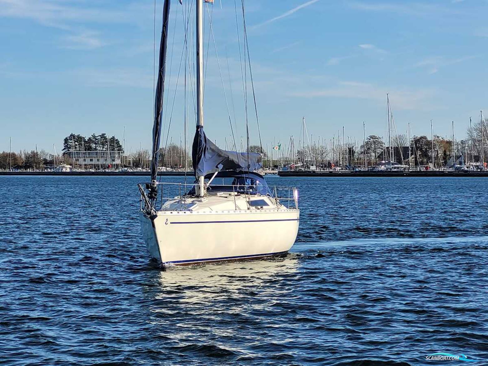 Beneteau First 35