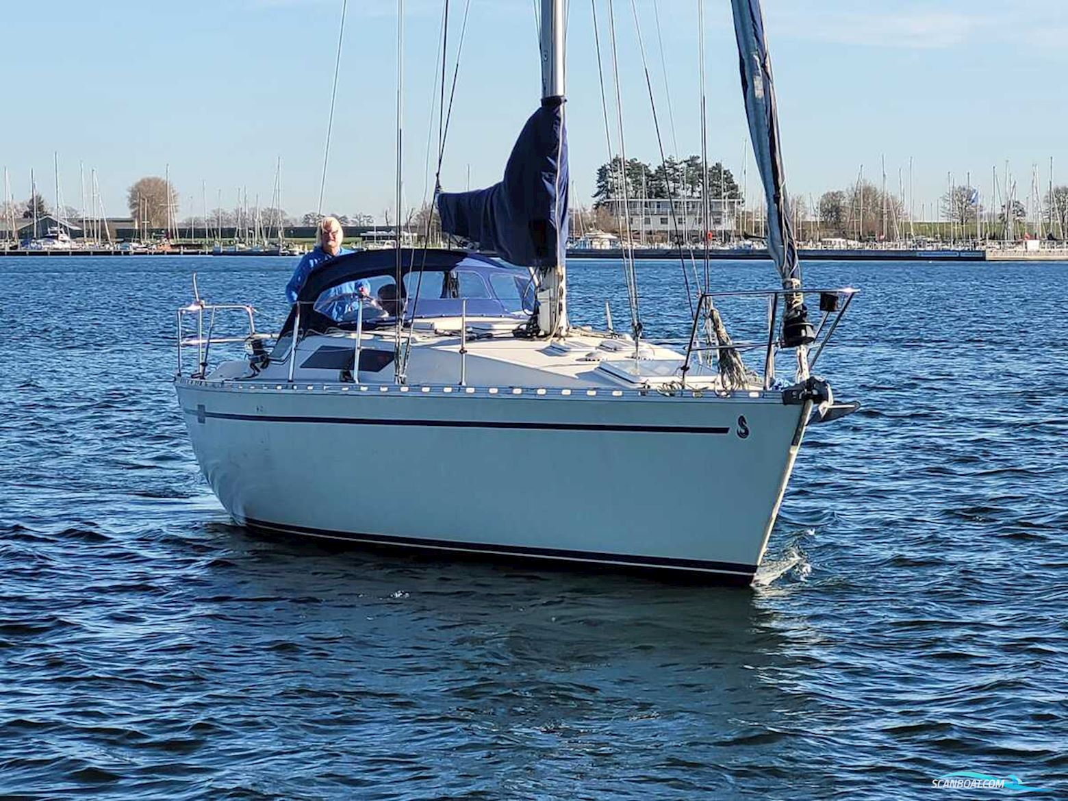Beneteau First 35