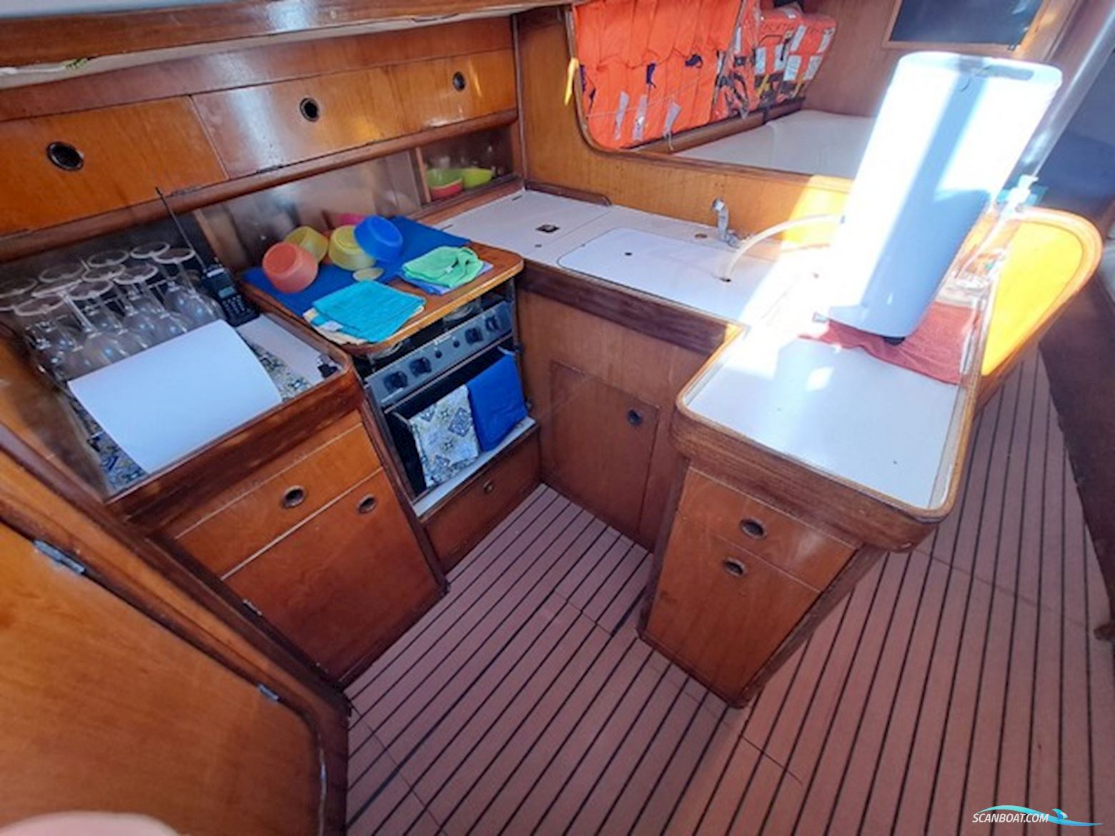 Beneteau First 375
