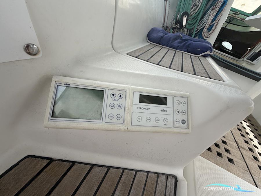 Beneteau First 38s5