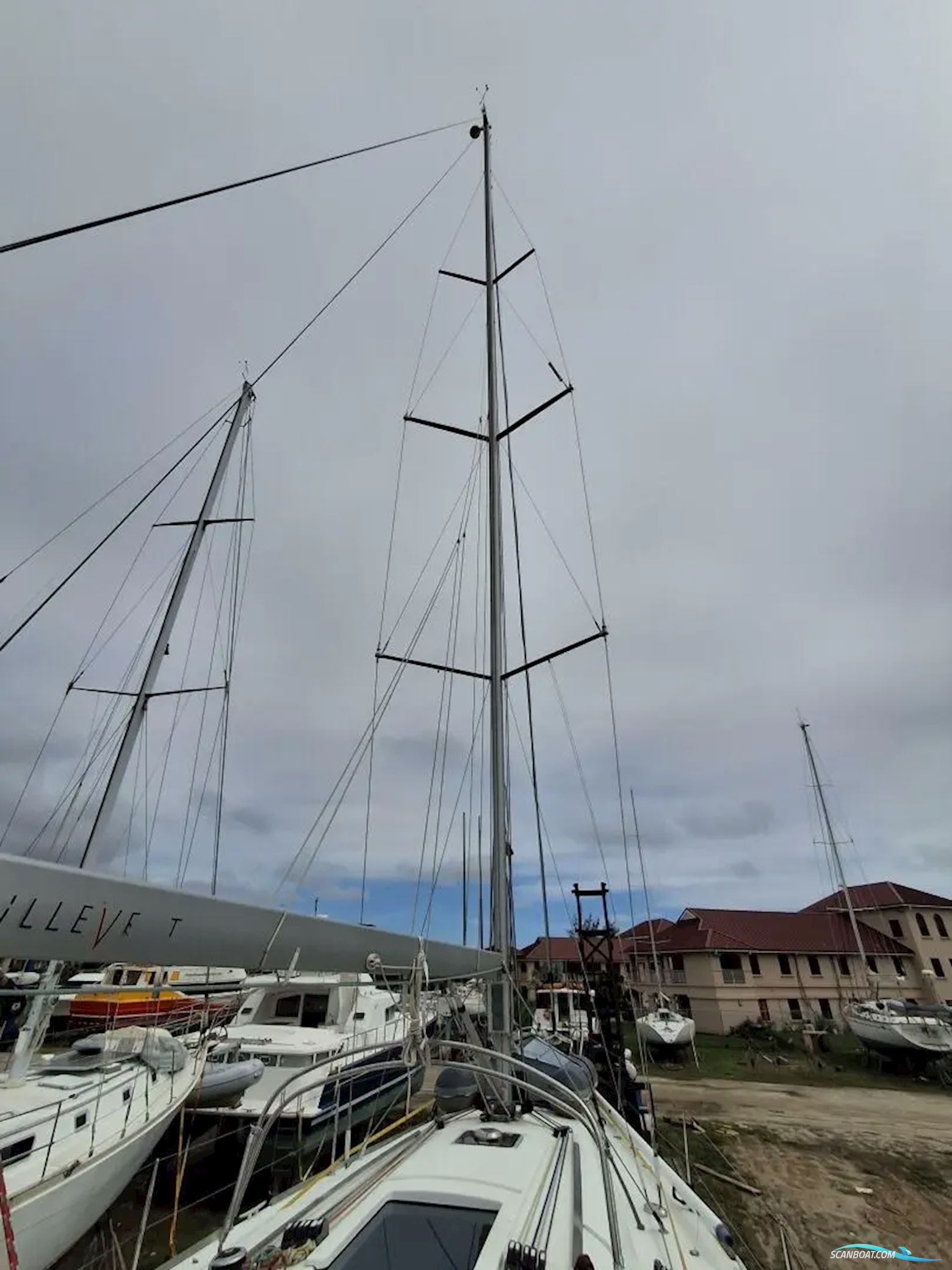 Beneteau First 40