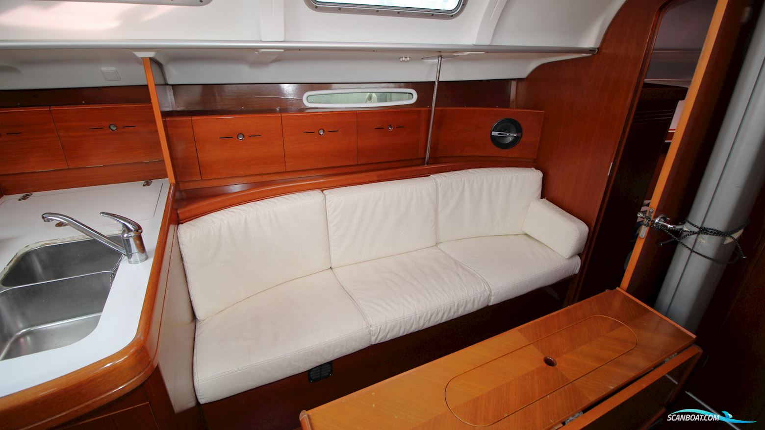 Beneteau First 40.7 - 3 Cabin 