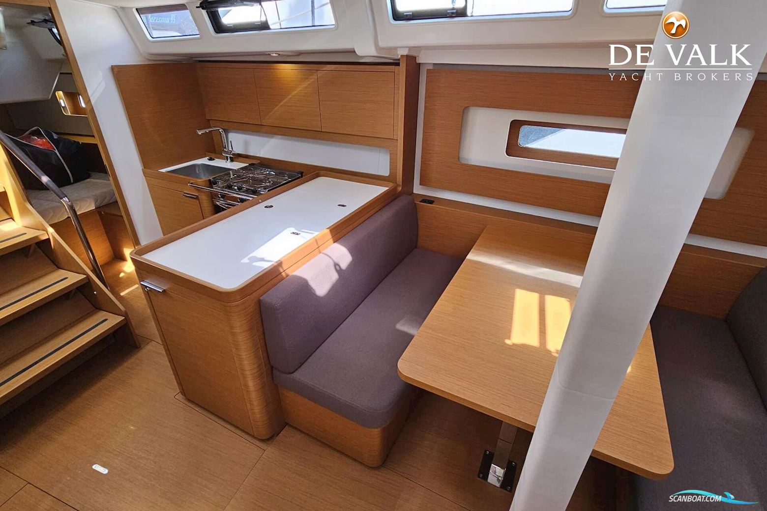 Beneteau First 44
