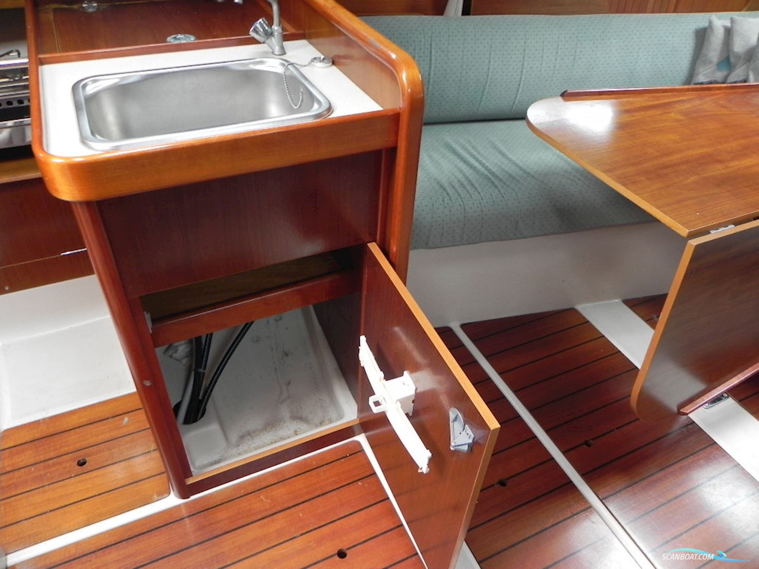 Beneteau Oceanis 281