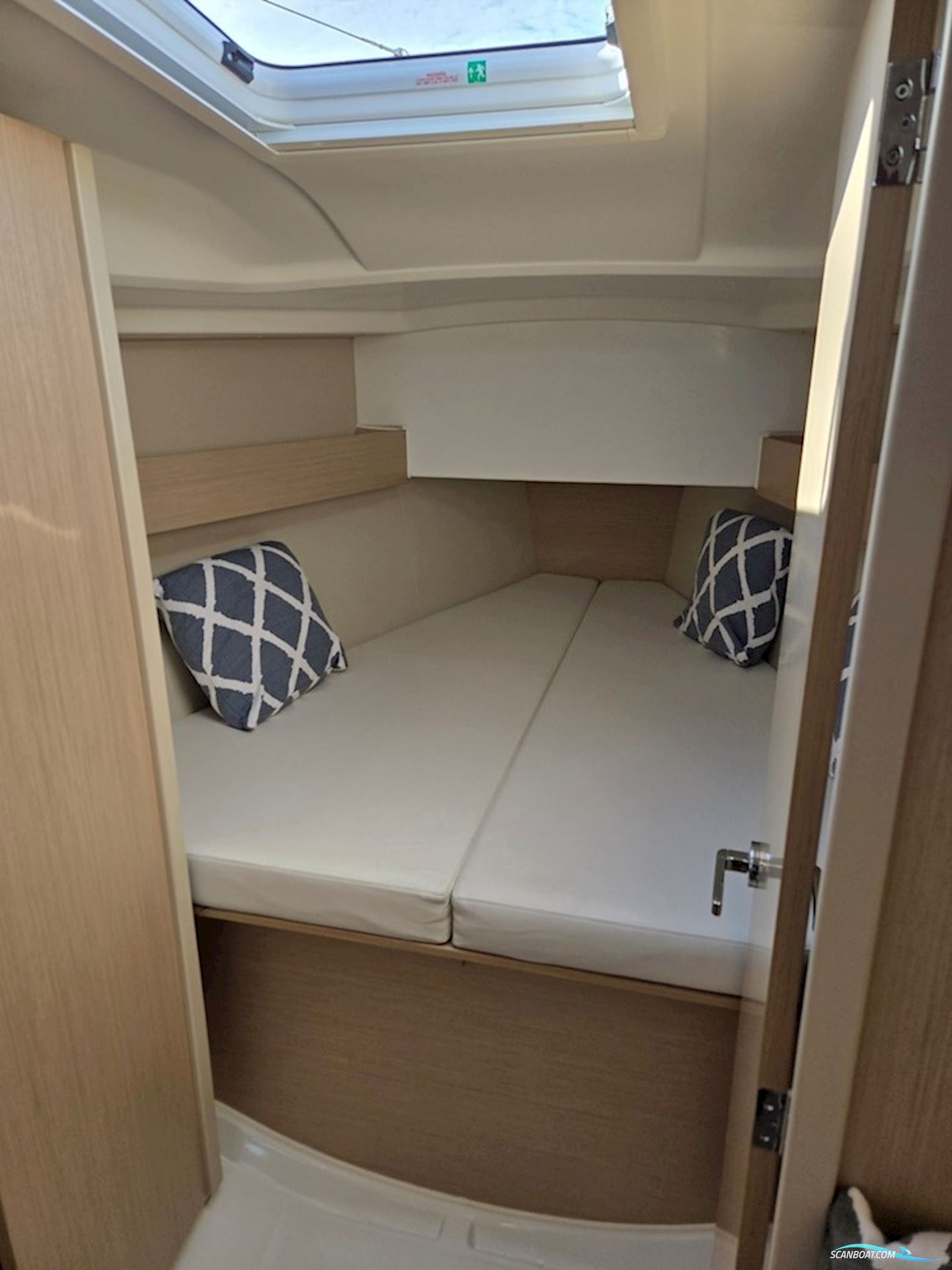 Beneteau Oceanis 30.1