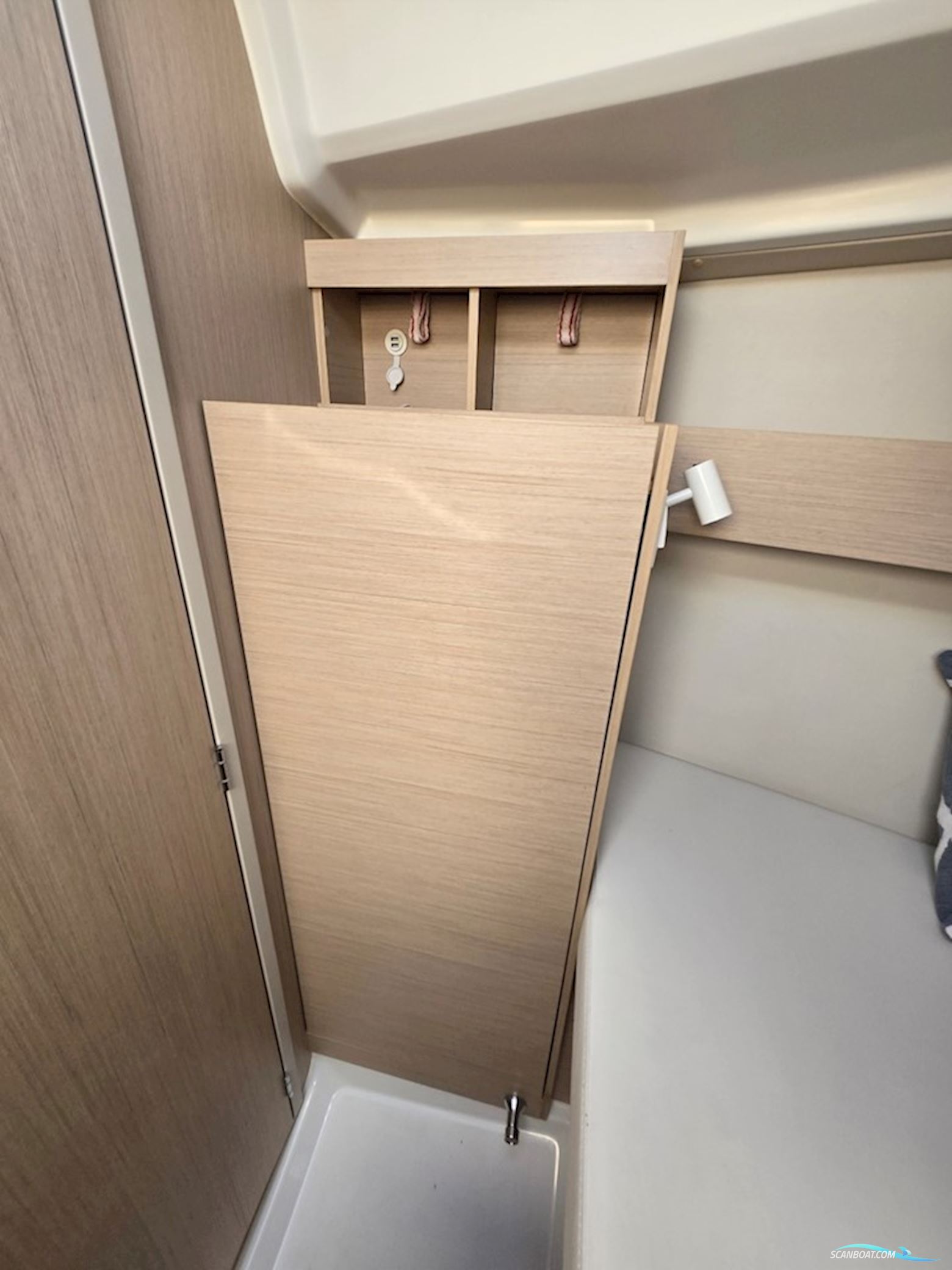 Beneteau Oceanis 30.1