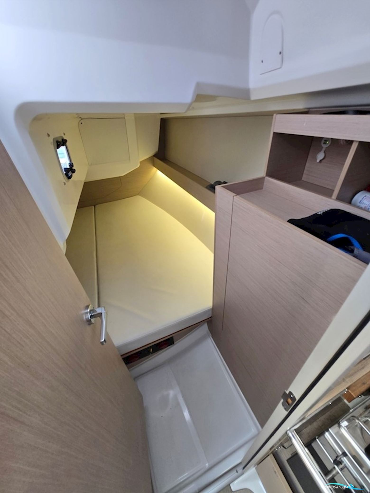 Beneteau Oceanis 30.1