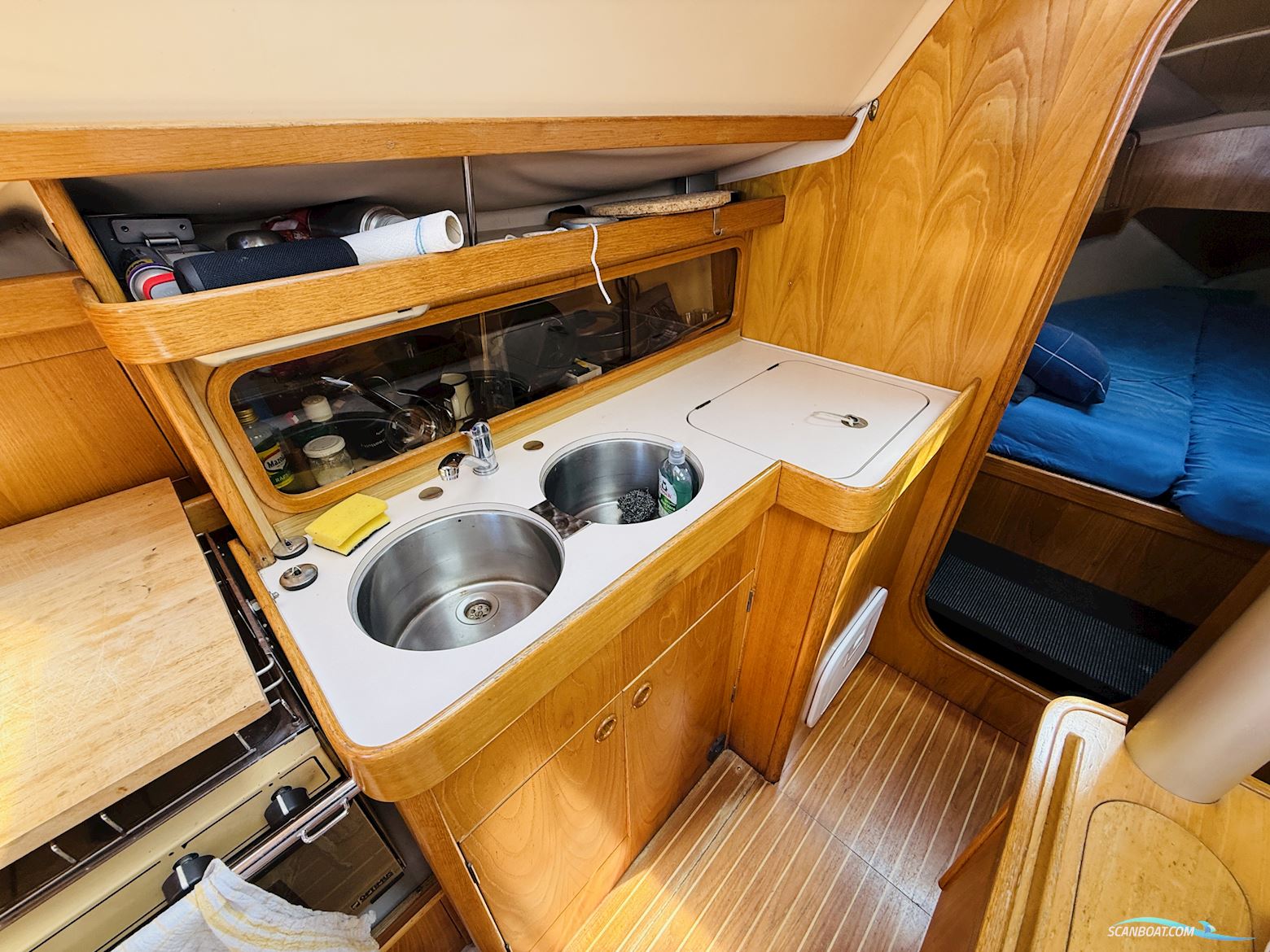 Beneteau Oceanis 320