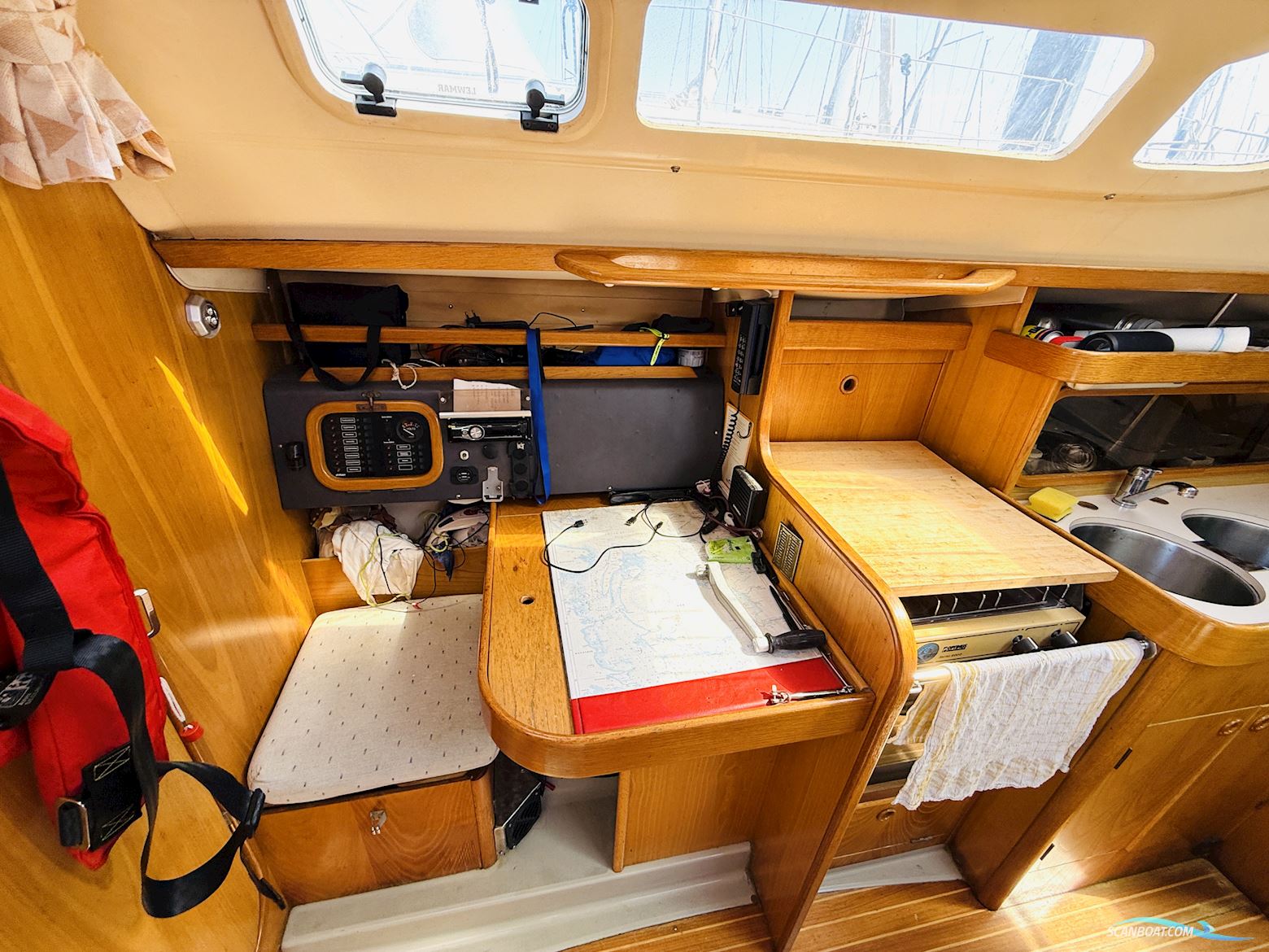 Beneteau Oceanis 320